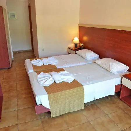 Mavrikos 3* Plános